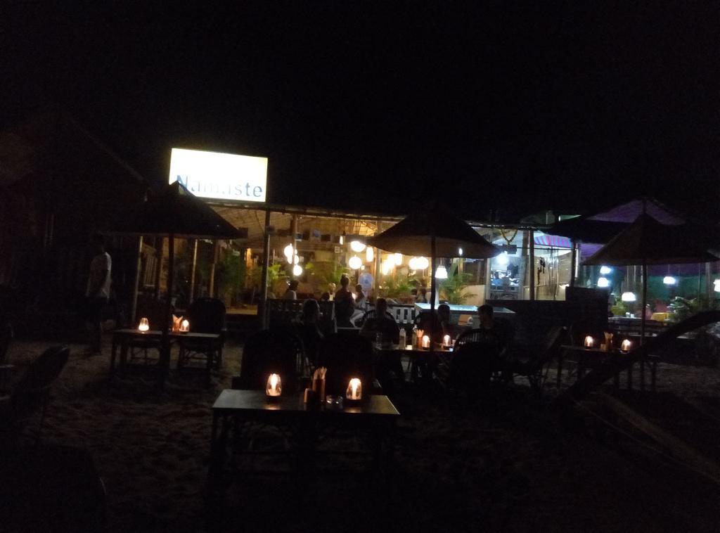 Namaste Huts Luxury tent Patnem Beach