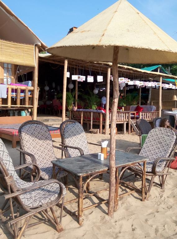 Luxury tent Namaste Huts *