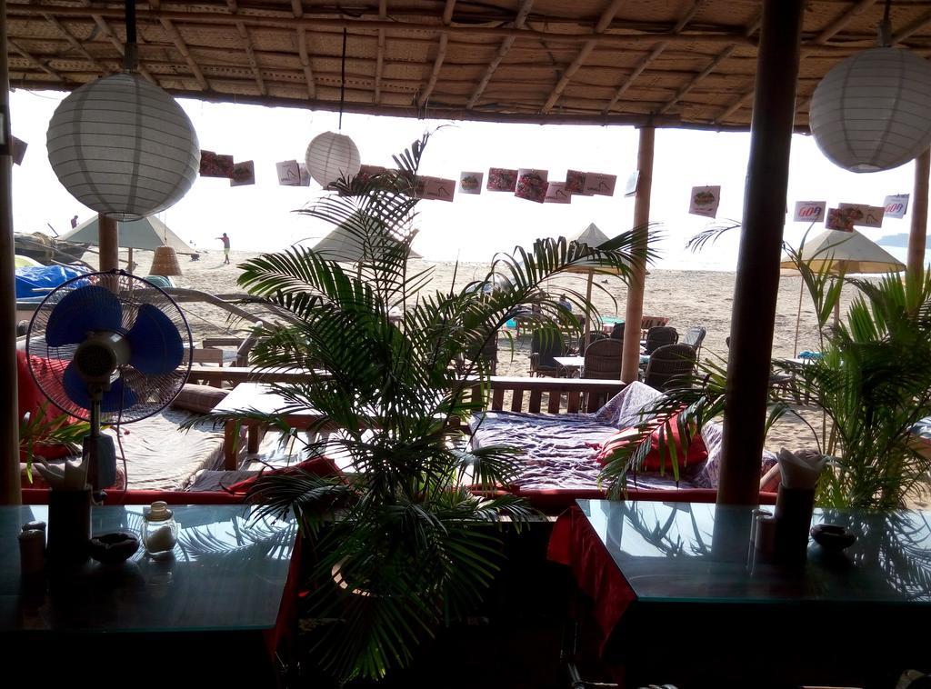 Namaste Huts Luxury tent *